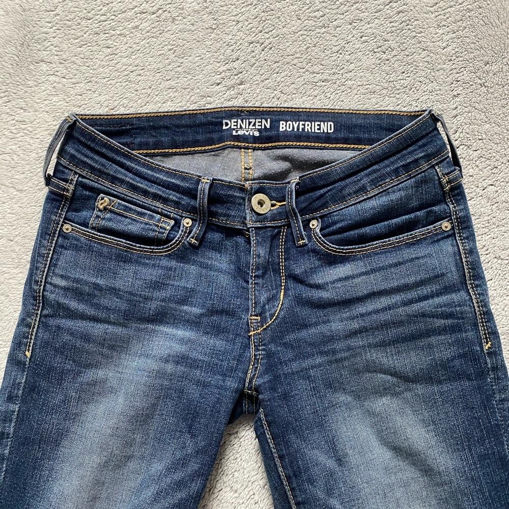 Levi’s denizen boyfriend skinny jeans